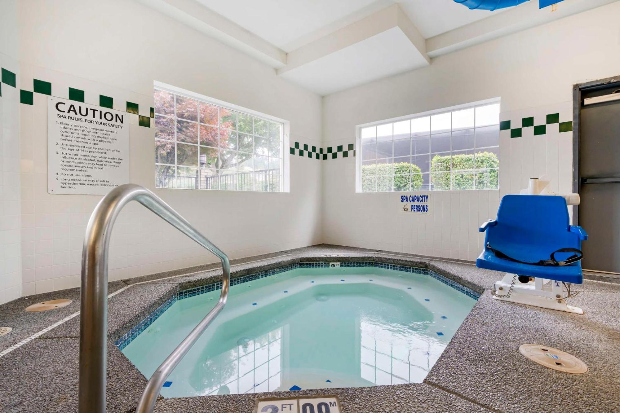 Best Western Columbia River Waterfront Hotel Astoria Exteriör bild
