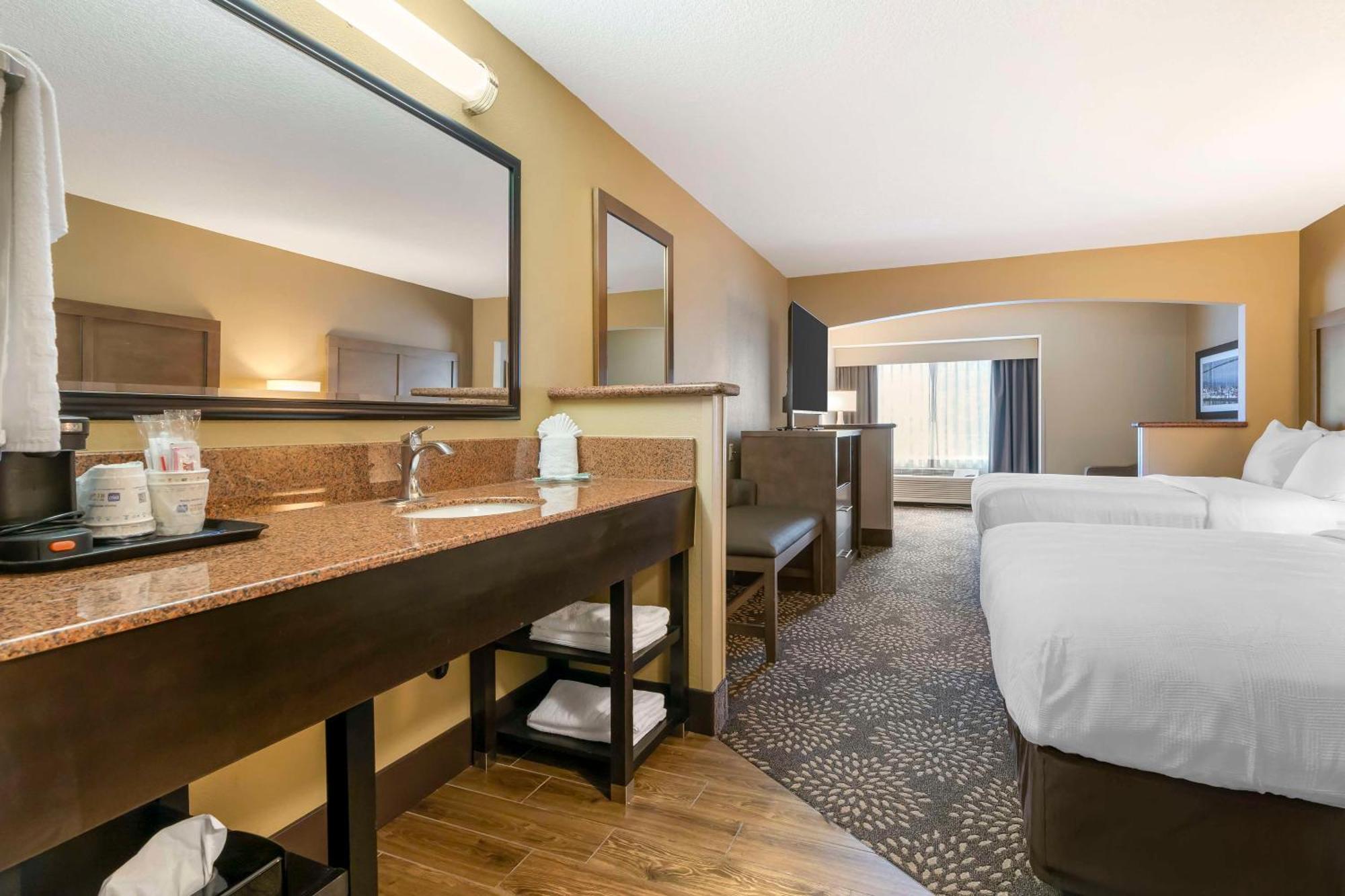 Best Western Columbia River Waterfront Hotel Astoria Exteriör bild